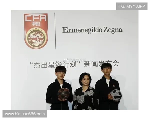 足球明星倾情演绎杰尼亚时尚魅力展现运动与优雅的完美结合