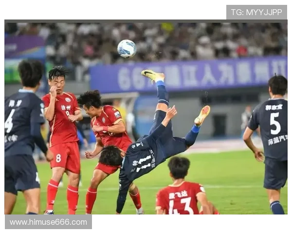 足球明星精彩瞬间集锦视频展现球场传奇与激情时刻